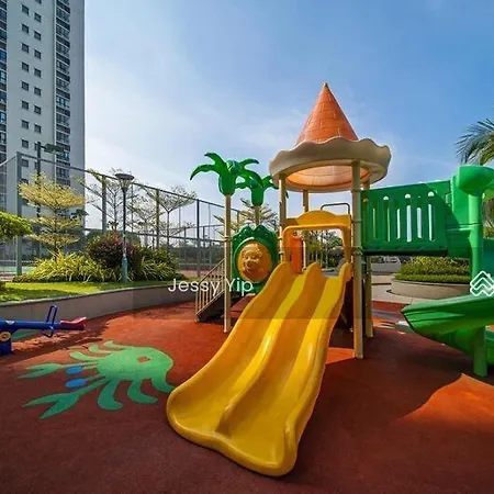 Full Sea View Country Garden Danga Bay 11-13Pax Apartment Johor Bahru Exterior photo