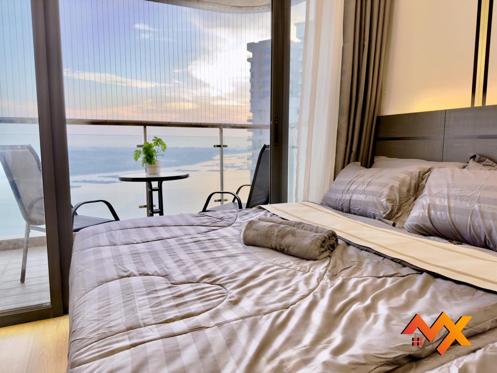 Apartment Full Sea View Country Garden Danga Bay 11-13pax *