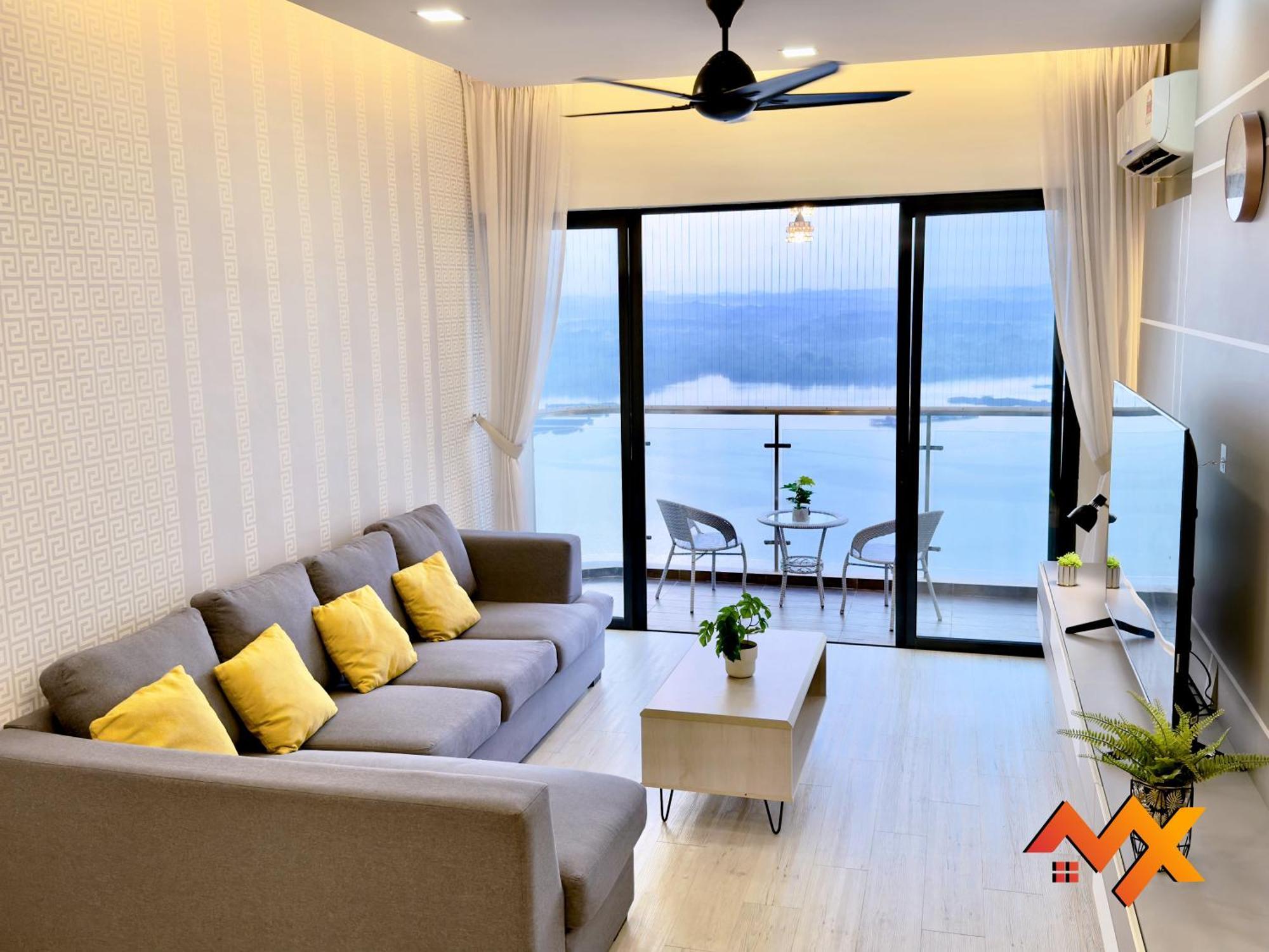 Full Sea View Country Garden Danga Bay 11-13pax