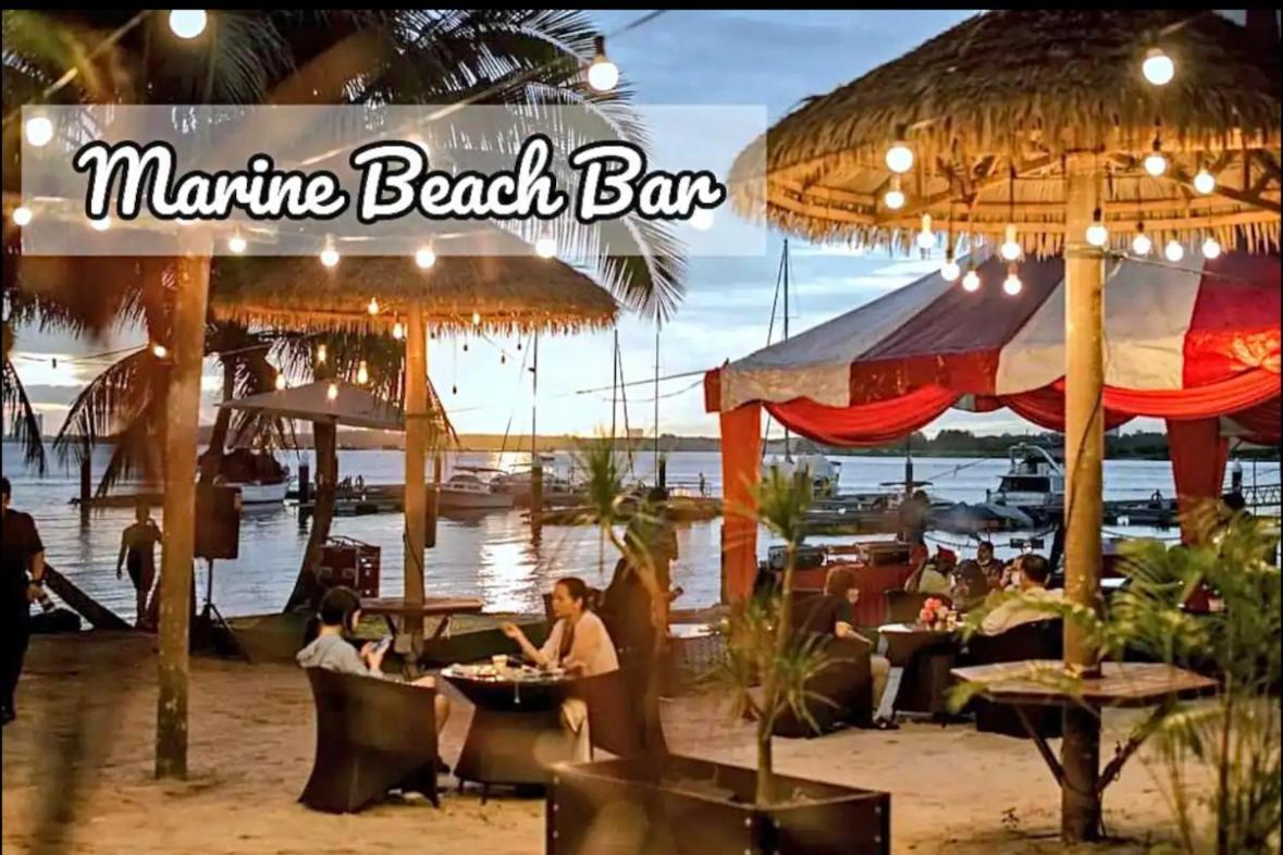 Full Sea View Country Garden Danga Bay 11-13pax * Johor Bahru
