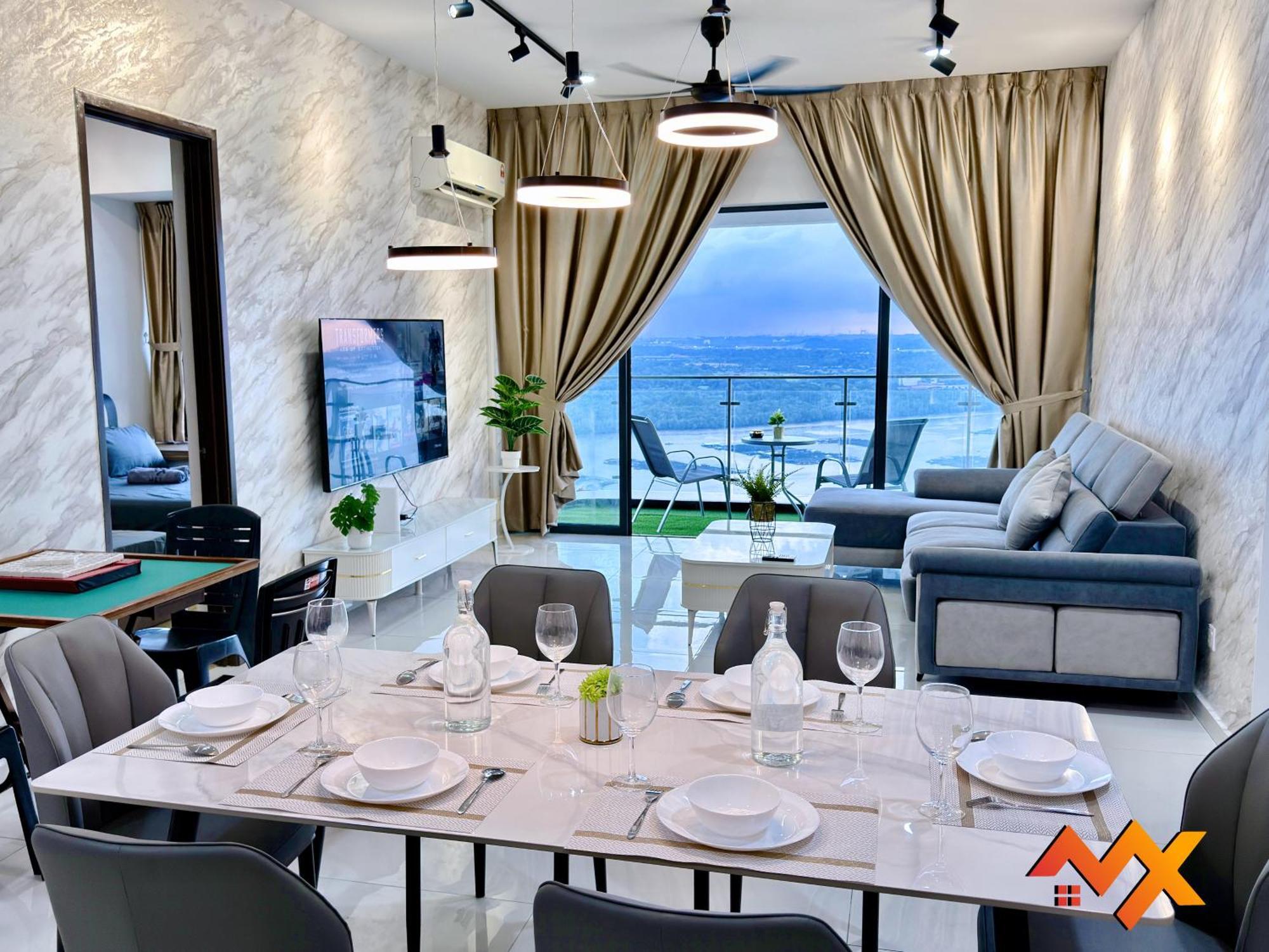 Full Sea View Country Garden Danga Bay 11-13pax