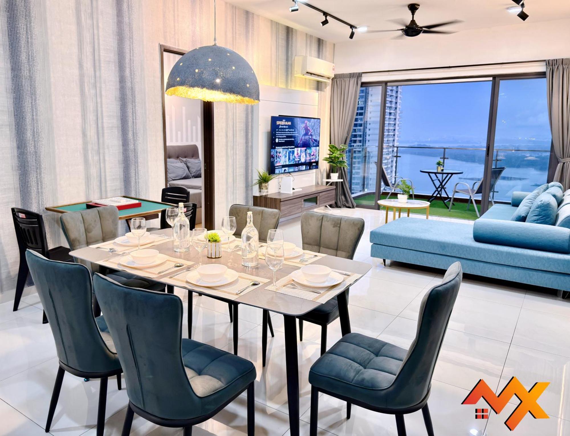 Full Sea View Country Garden Danga Bay 11-13pax * Johor Bahru