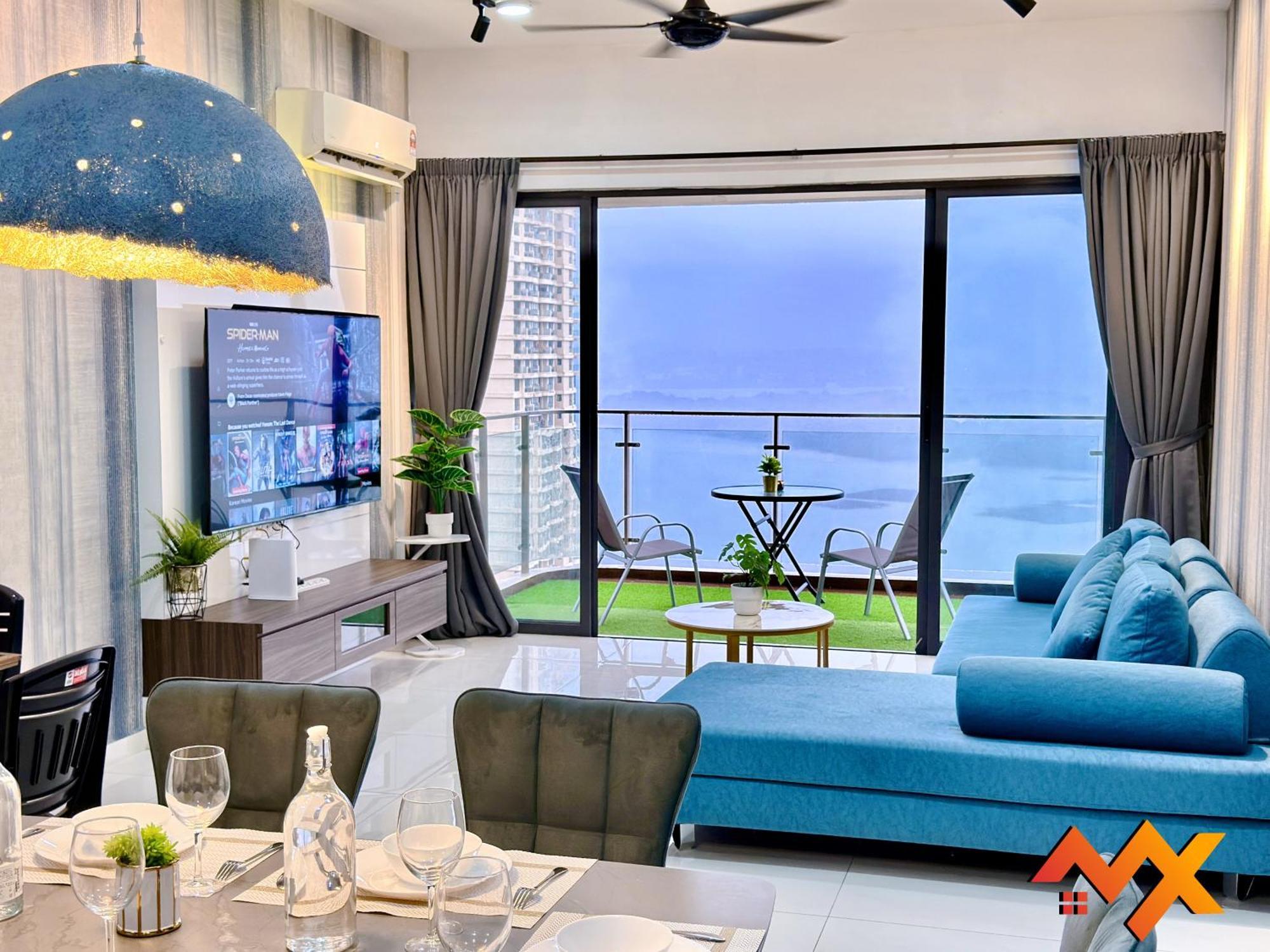 Full Sea View Country Garden Danga Bay 11-13pax Apartment Johor Bahru