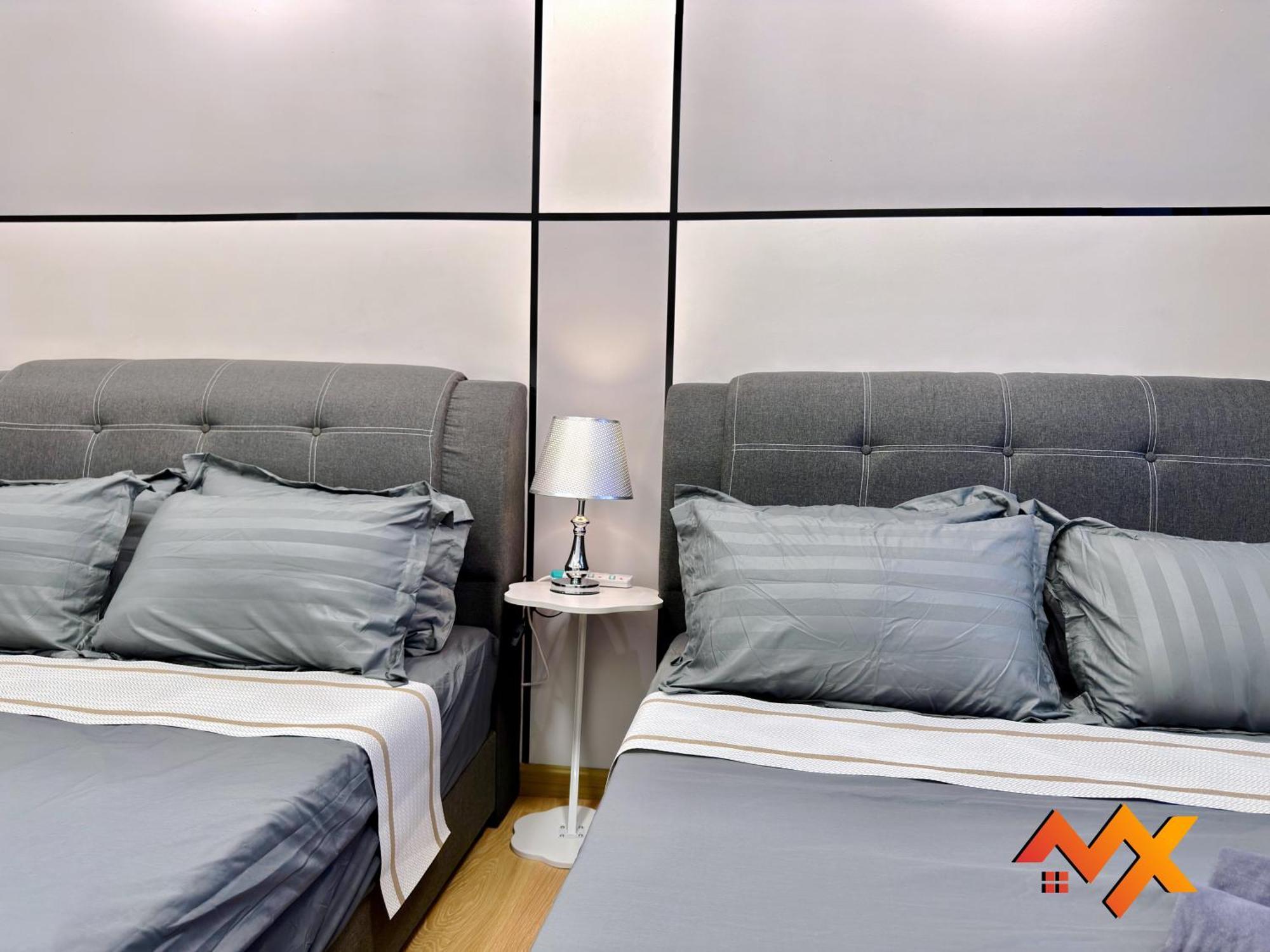 Full Sea View Country Garden Danga Bay 11-13pax Apartment *