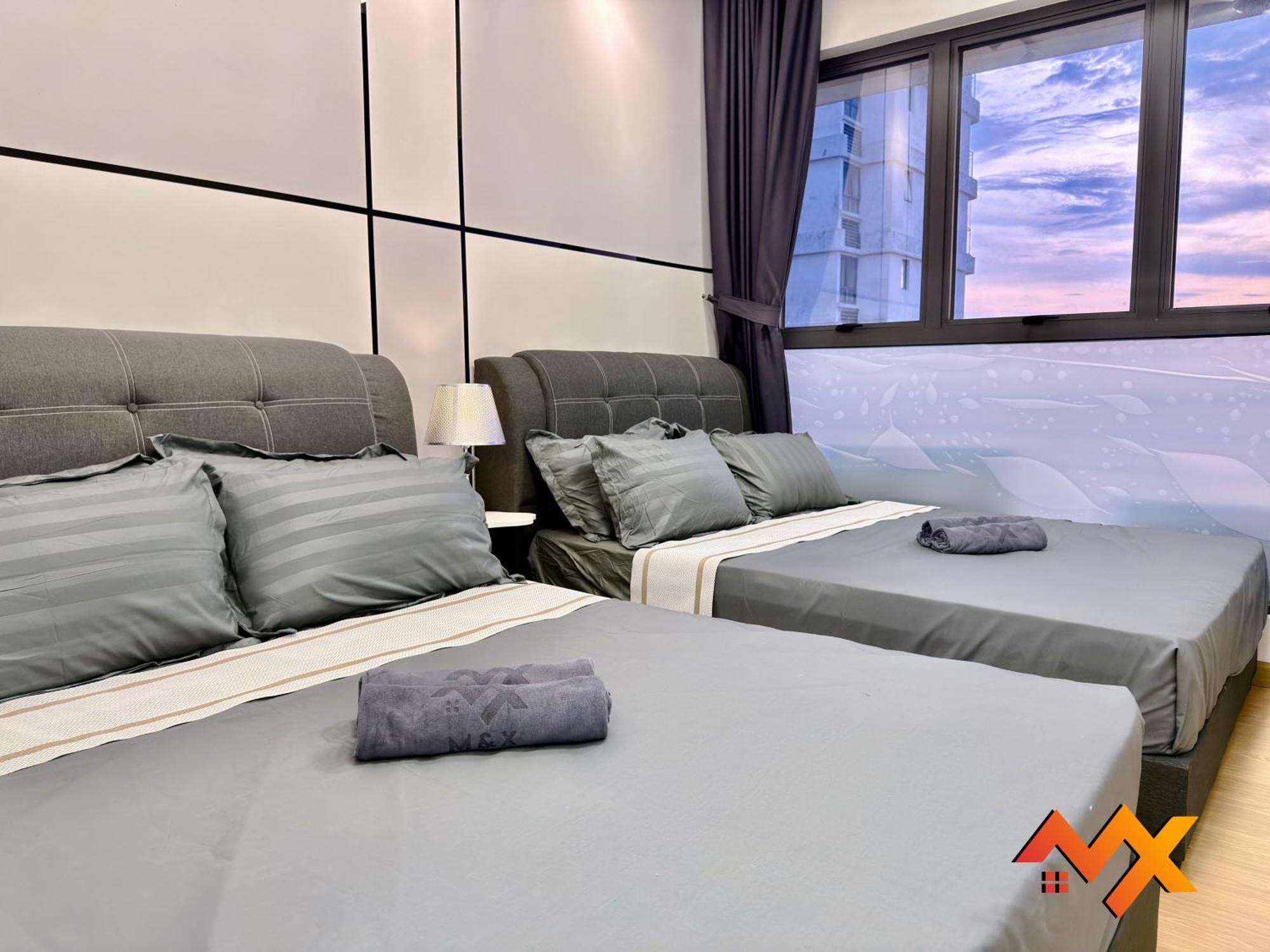 Full Sea View Country Garden Danga Bay 11-13pax